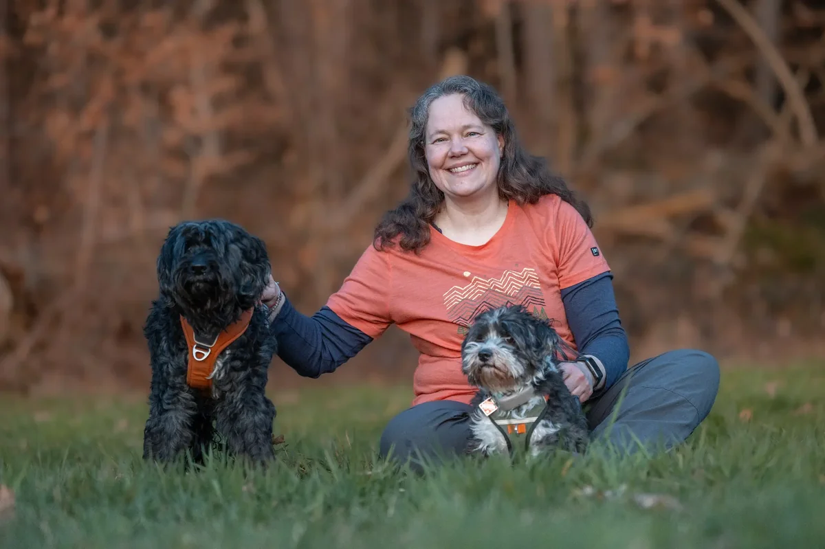 Claudia von der Hundeschule Schnüffelnase mit Rumo und Rala